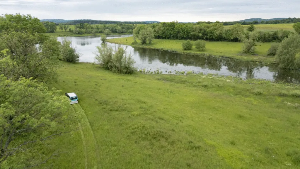 Spot en Bourgogne au lac de Chazilly